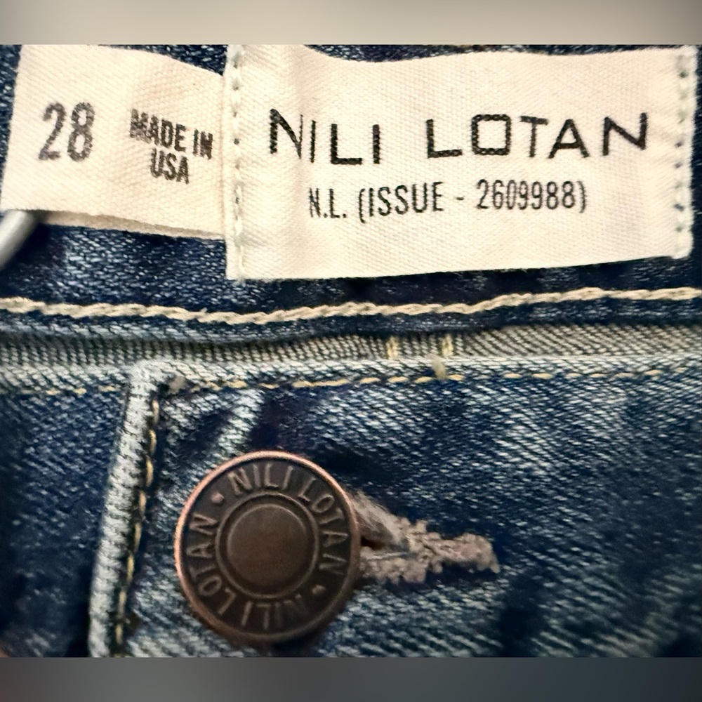 Nili Lotan Shon Bow Leg Classic Wash Jeans size 28-6 Runs large see measurements - Picture 2 of 16